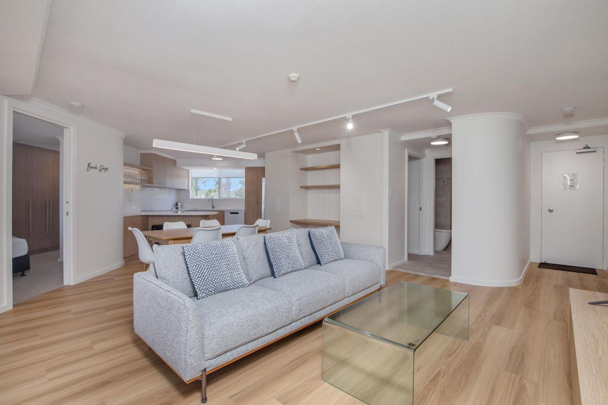 Crystal Beachfront Apartments Gold Coast Bagian luar foto