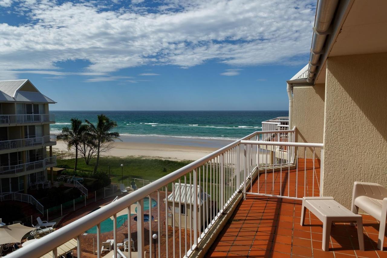 Crystal Beachfront Apartments Gold Coast Bagian luar foto